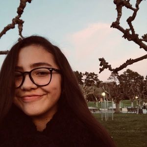 Meet your Posher, Antonia